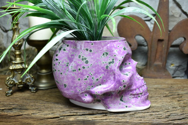 Big skull plantpot pink green spots 2 - Image 3