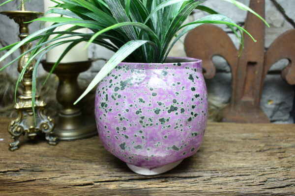 Big skull plantpot pink green spots 2 - Image 2