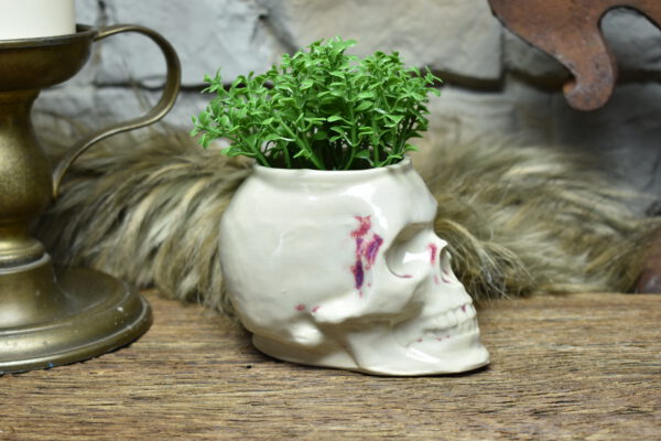 Small skull plantpot white shine and red blood effect glaze - Image 5